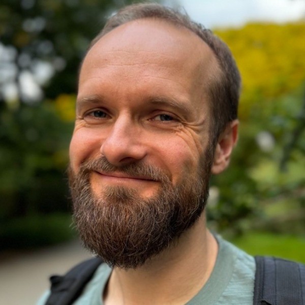 dr Piotr Rycielski